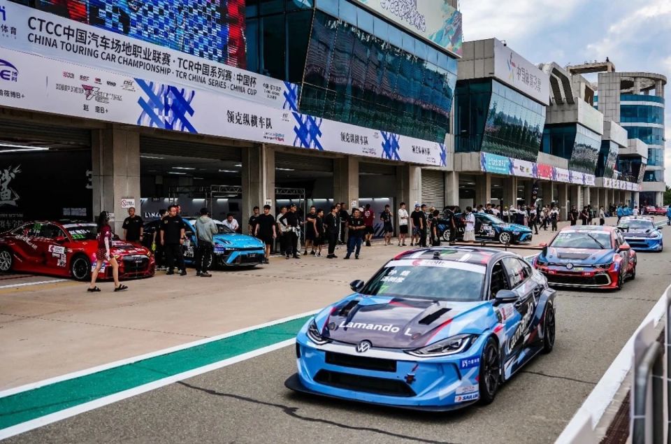 inews, 资深车手凭