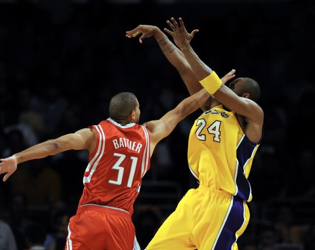 src, 这样一位成, 经营起自媒