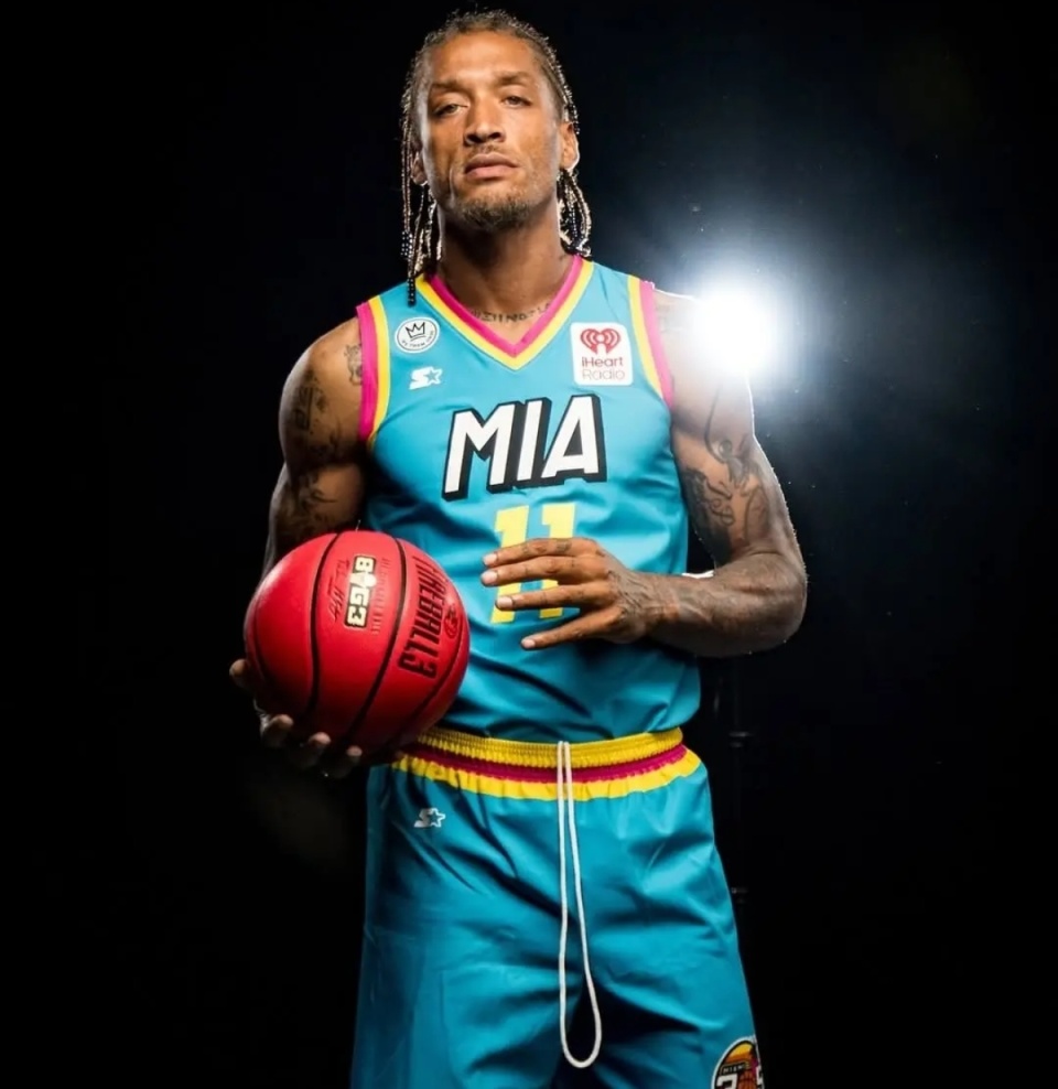 MVP装进, 迈克尔比斯, 单赛季得分 MVP装进, 迈克尔比斯, 单赛季得分