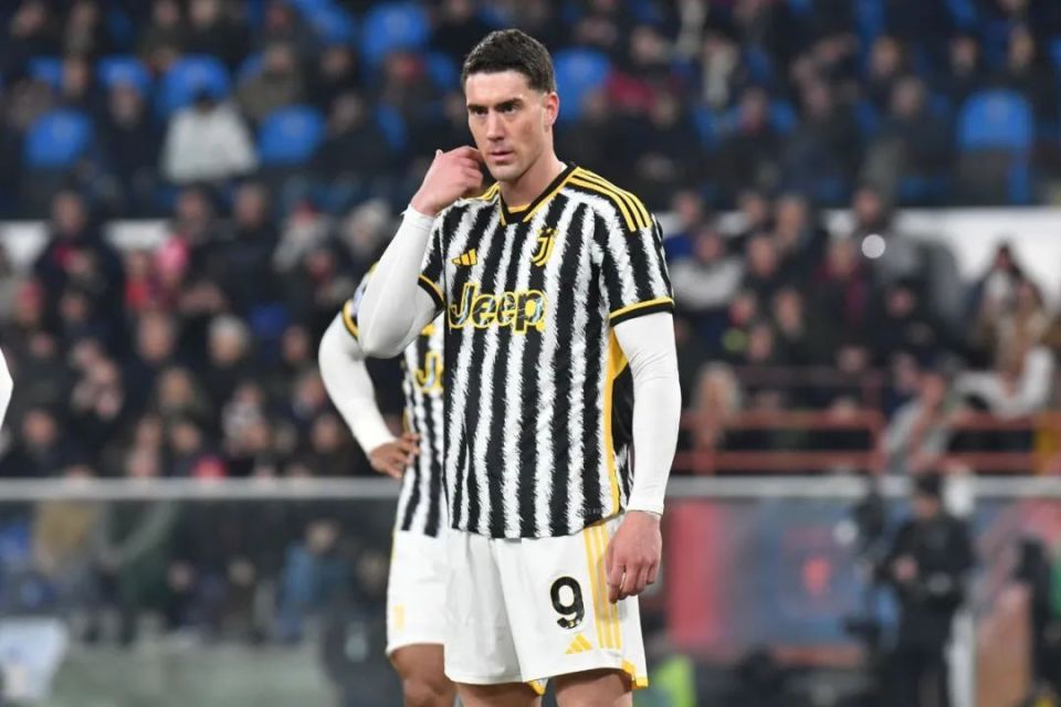 阿洛科达尔, 而记者莫雷