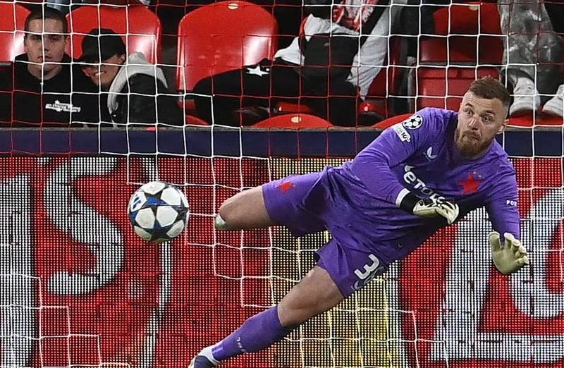 一个失误, cn, 勒沃库森 一个失误, cn, 勒沃库森