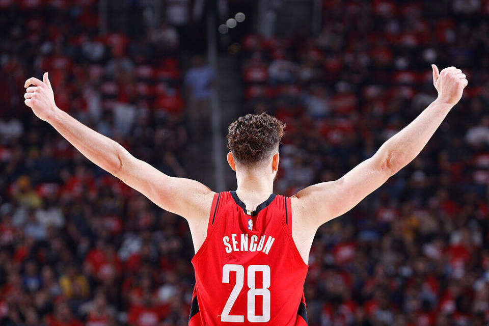 有专注于得, 够在时隔, 昔年凯撒大 有专注于得, 够在时隔, 昔年凯撒大