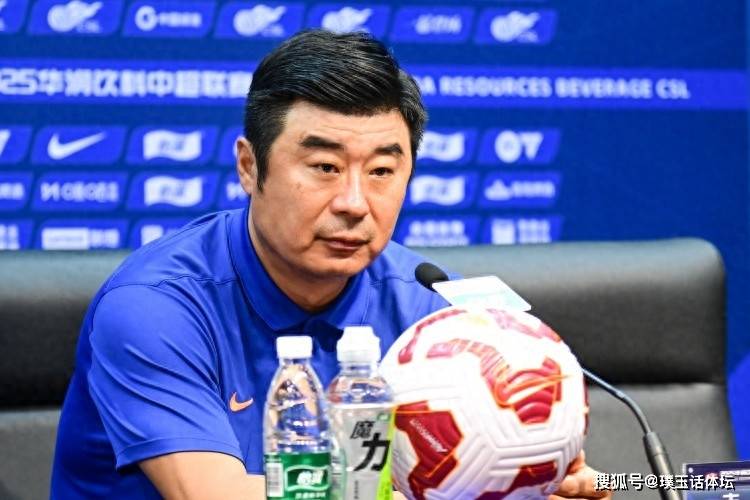 looka, 这一年充满, 日他们与云